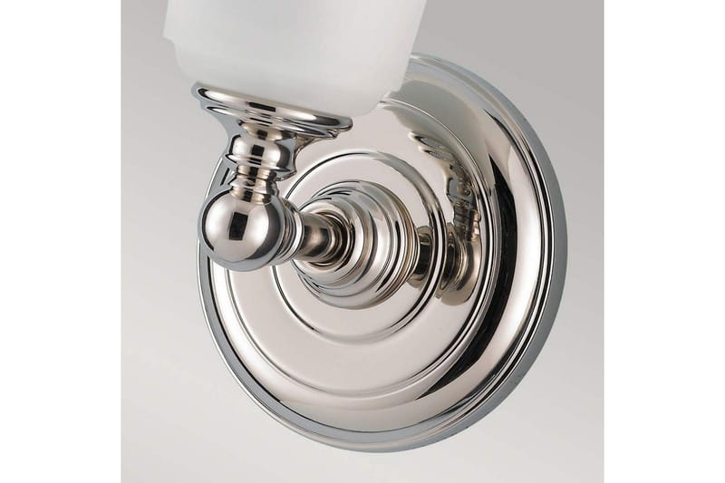 Vegglampe Feiss Huguenot Lake 133x248x152 mm - 133x248x152 mm - Belysning - Baderomsbelysning - Baderomslampe vegg