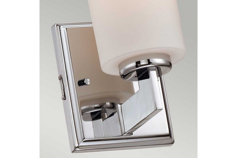 Vegglampe Quoizel Taylor 114x195x137 mm - 114x195x137 mm - Belysning - Baderomsbelysning - Baderomslampe vegg
