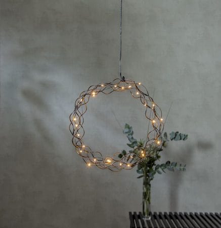 Curly krans med belysning 30 cm - svart - Belysning - Dekorasjonsbelysning - Dekorativ innendørsbelysning - Lyslist