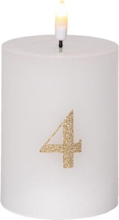 Flamme Advent LED-kubbelys 4-pakning 7,5 cm - hvit med gullsifre - Belysning - Dekorasjonsbelysning - Dekorativ innendørsbelysning - Batteridrevne lys