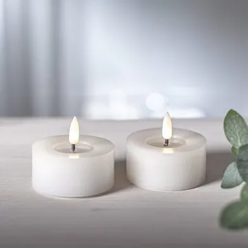 Flamme Flow LED-telys 2-pakning 7 cm - hvit - Belysning - Dekorasjonsbelysning - Dekorativ innendørsbelysning - Batteridrevne lys