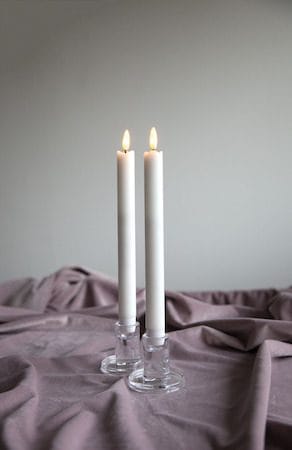 Flamme Rustic LED-antikklys, 2-pakning, 25 cm - hvit - Belysning - Dekorasjonsbelysning - Dekorativ innendørsbelysning - Batteridrevne lys
