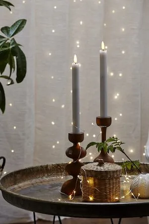 Flamme Rustic LED-antikklys, 2-pakning, 25 cm - hvit - Belysning - Dekorasjonsbelysning - Dekorativ innendørsbelysning - Batteridrevne lys