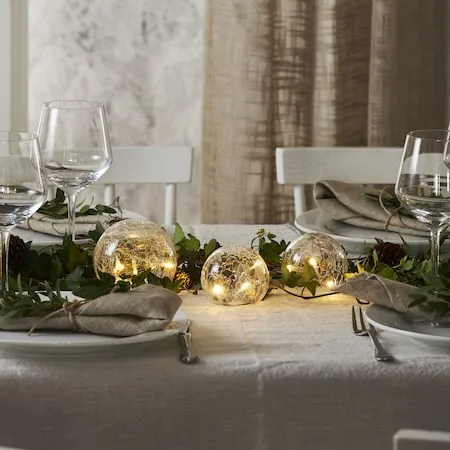 Triss glassdekorasjon 77 cm - transparent - Belysning - Dekorasjonsbelysning - Dekorativ innendørsbelysning - Lysslynge ball
