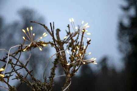 Flower lysslynge - sølv - Belysning - Dekorasjonsbelysning - Dekorativ utendørsbelysning - Lyslenke utendørs