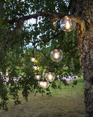 Globe solcellelysslynge 10 cm - svart og transparent - Belysning - Dekorasjonsbelysning - Dekorativ utendørsbelysning - LED-belysning utendørs