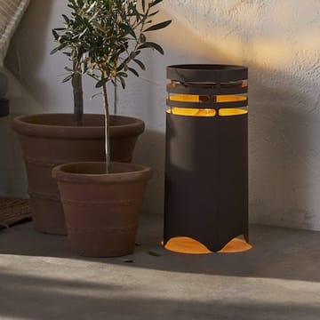 Marron Solcellelykt 40 cm - mørkebrun med ravfarget lampeskjerm - Belysning - Dekorasjonsbelysning - Dekorativ utendørsbelysning - LED-belysning utendørs