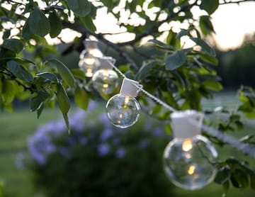 Partaj lysslynge - transparent med hvit kabel - Belysning - Dekorasjonsbelysning - Dekorativ utendørsbelysning - Lyslenke utendørs