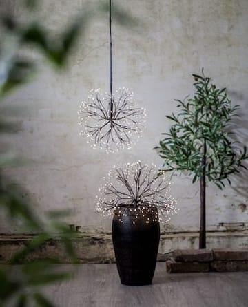 Stardust hengende dekorasjonsbelysning 40 cm - Svart - Belysning - Dekorasjonsbelysning - Dekorativ utendørsbelysning - Lyslenke utendørs
