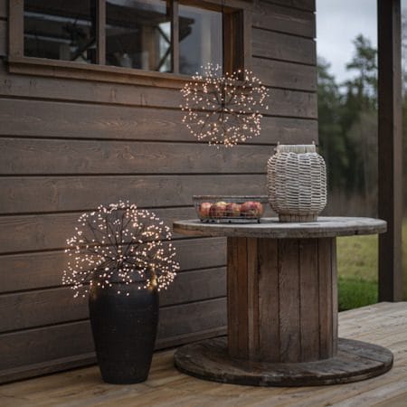 Stardust hengende dekorasjonsbelysning 40 cm - Svart - Belysning - Dekorasjonsbelysning - Dekorativ utendørsbelysning - Lyslenke utendørs