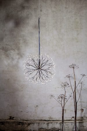 Stardust hengende dekorasjonsbelysning 40 cm - Svart - Belysning - Dekorasjonsbelysning - Dekorativ utendørsbelysning - Lyslenke utendørs