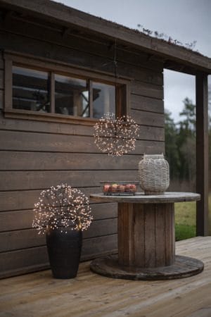 Stardust hengende dekorasjonsbelysning 40 cm - Svart - Belysning - Dekorasjonsbelysning - Dekorativ utendørsbelysning - Lyslenke utendørs