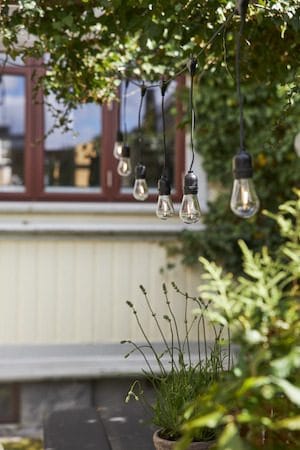 String Light lysslynge - transparent og svart - Belysning - Dekorasjonsbelysning - Dekorativ utendørsbelysning - Lyslenke utendørs