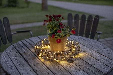 Vicke Wreath utendørs dekorasjonsbelysning 40 cm - brun - Belysning - Dekorasjonsbelysning - Dekorativ utendørsbelysning - Lyslenke utendørs