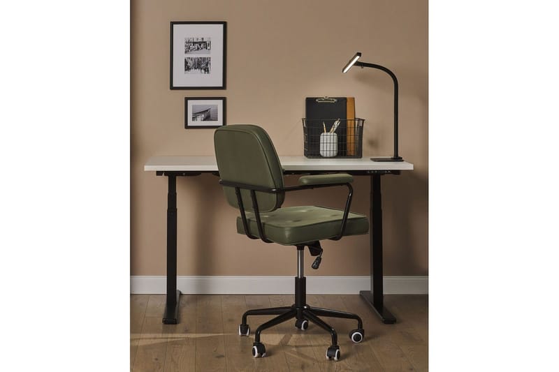 Alboran LED Skrivebordslampe - Svart - Belysning - Innendørsbelysning & Lamper - Bordlampe - Skrivebordslampe & kontorlampe