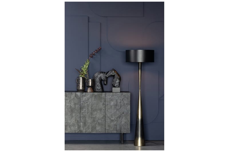 Aagtdorp Gulvlampe - Svart/Messing - Belysning - Innendørsbelysning & Lamper - Gulvlampe