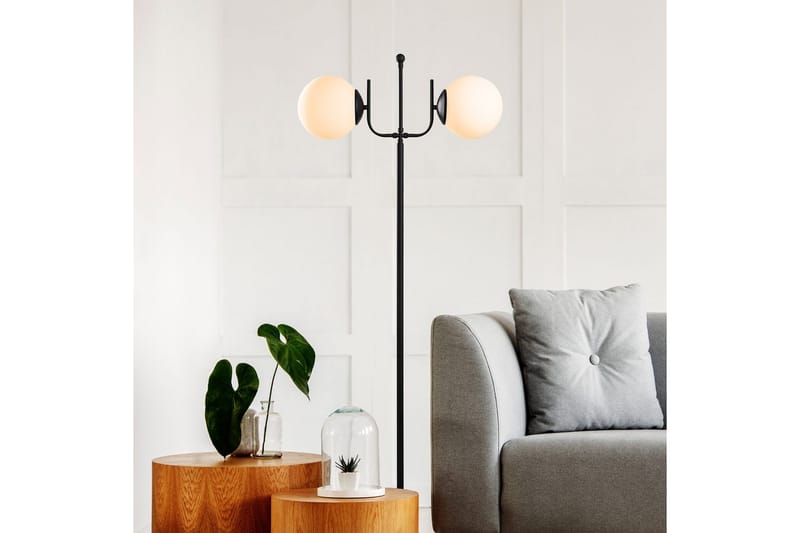 Gulvlampe Gevir Svart - Svart - Belysning - Innendørsbelysning & Lamper - Gulvlampe