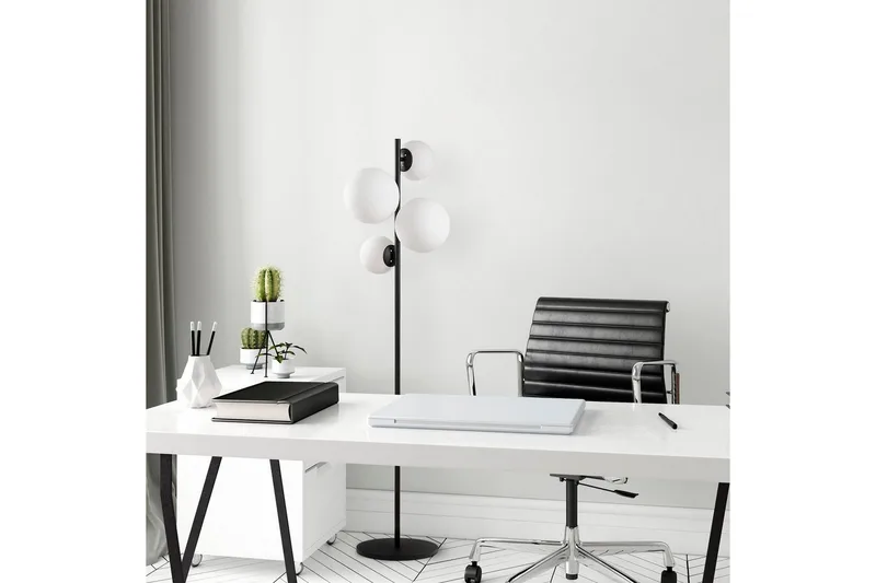 Gulvlampe Subin Svart / Hvit - Svart / Hvit - Belysning - Innendørsbelysning & Lamper - Gulvlampe