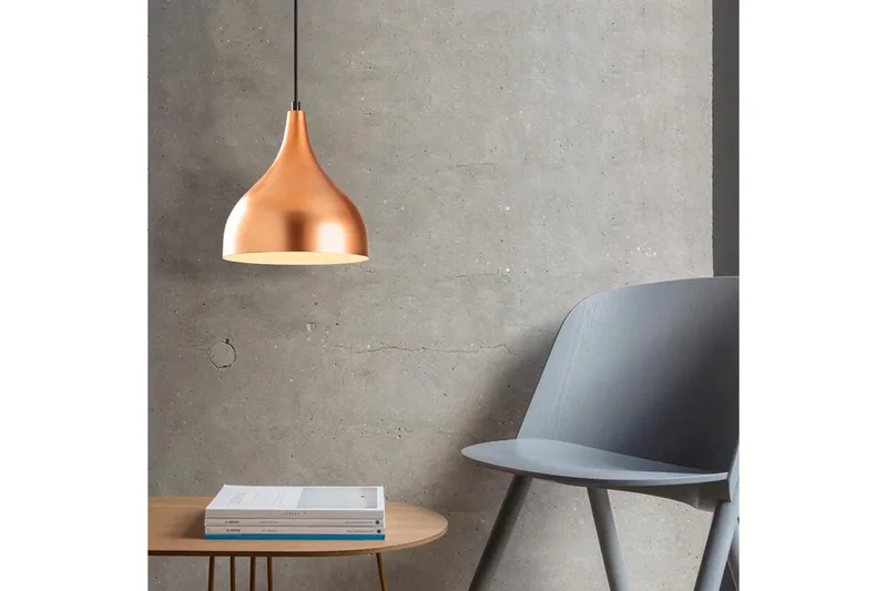 Lysekrone Rathour Ironclad Kobber / Hvit / Svart - Kobber/Svart/Hvit - Belysning - Innendørsbelysning & Lamper - Soveromslampe - Taklampe soverom