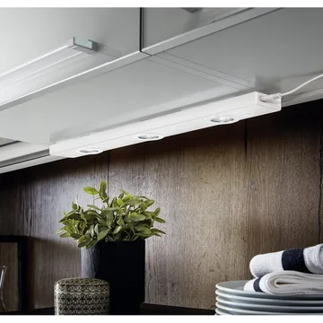 Skaplampe Kob - Hvit - Belysning - Innendørsbelysning & Lamper - Møbelbelysning & integrert belysning - Skapbelysning & Benkbelysning