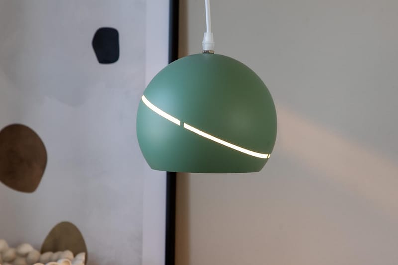 Pendellampe Pinemont Dimbar LED - Grønn - Taklampe - Vinduslampe - Lamper gang - Pendellamper & Hengelamper - Kjøkkenlampe & taklampe kjøkken - Taklampe stue - Vinduslampe hengende - Taklampe soverom