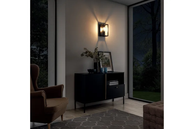 Furtim Vegglampe med Arm - Svart - Belysning - Innendørsbelysning & Lamper - Soveromslampe - Sengelamper - Sengelampe vegg