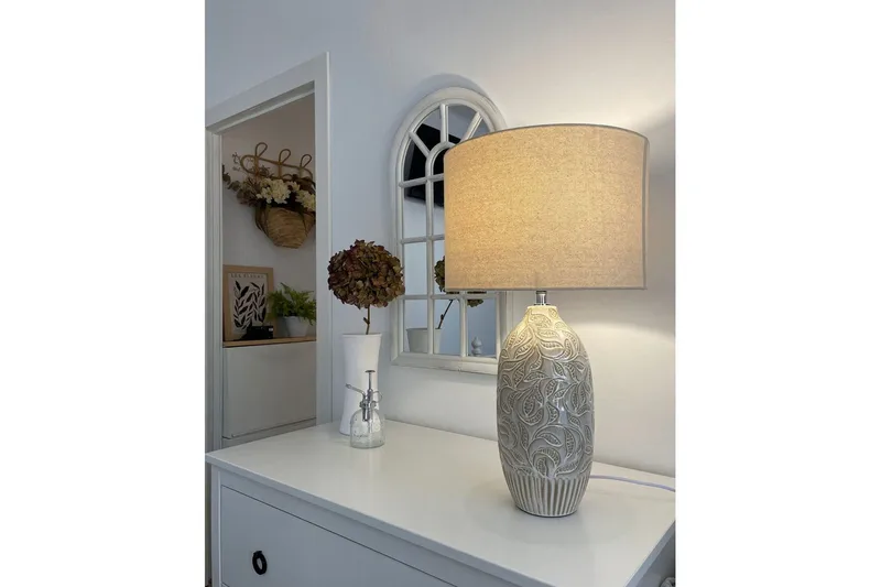 Salza Bordlampe 57 cm E27 - Beige - Belysning - Innendørsbelysning & Lamper - Soveromslampe - Sengelamper - Nattbordslampe stående