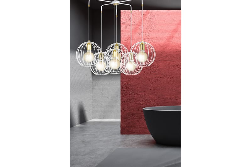 Albio 6 pendel Hvit - Scandinavian Choice - Taklampe soverom - Kjøkkenlampe & taklampe kjøkken - Lamper gang - Vinduslampe - Pendellamper & Hengelamper - Taklampe stue - Vinduslampe hengende - Taklampe