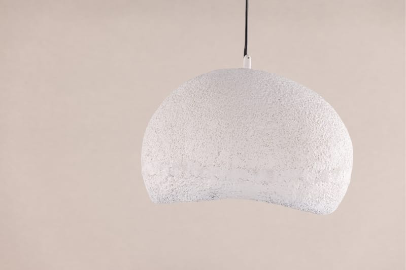 Pendellampe Gafur 26 cm - Hvit - Taklampe soverom - Kjøkkenlampe & taklampe kjøkken - Lamper gang - Vinduslampe - Pendellamper & Hengelamper - Taklampe stue - Vinduslampe hengende - Taklampe