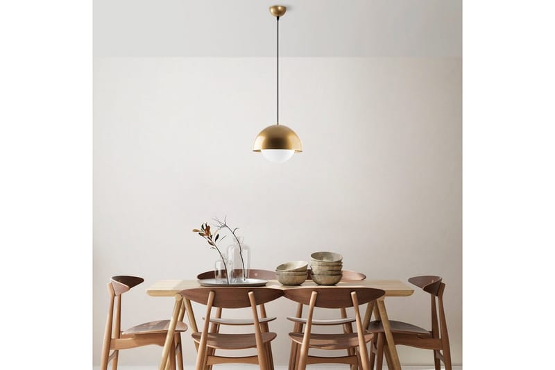 Taklampe Jarnel Gull - Gull - Belysning - Innendørsbelysning & Lamper - Taklampe - Kjøkkenlampe & taklampe kjøkken