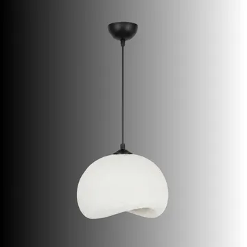 Vyrel pendellampe - Hvit / Svart - Belysning - Innendørsbelysning & Lamper - Taklampe - Krystallkrone & takkrone