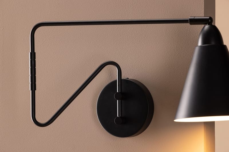 Amicola vegglampe 24 cm - Svart - Belysning - Innendørsbelysning & Lamper - Vegglampe