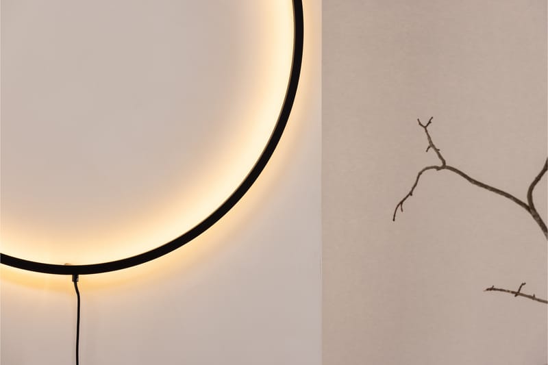 Veggplafond Maka 100 cm - Svart - Lamper gang - Vegglampe - Veggplafond