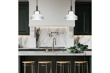 Brecken Quoizel Taklampe - Belysning - Innendørsbelysning & Lamper - Vinduslampe