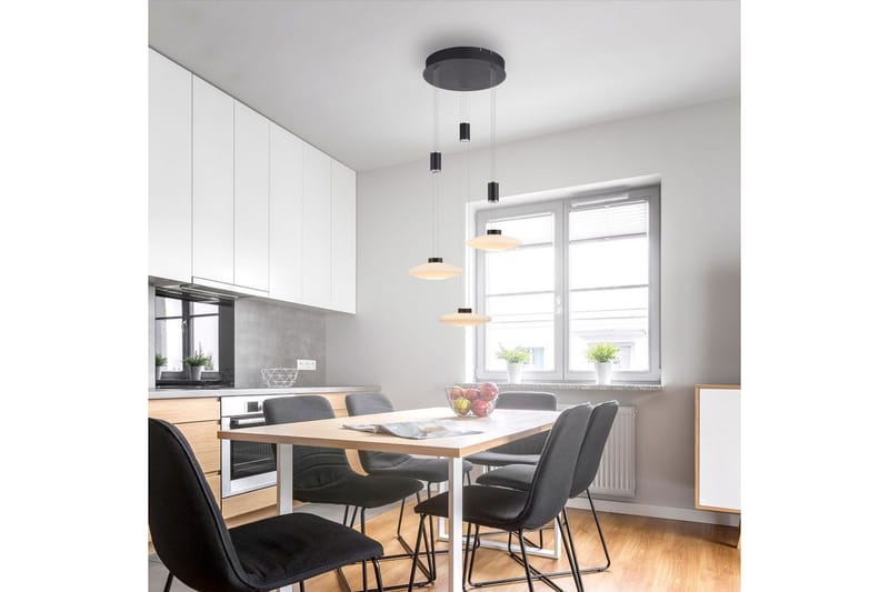 Pendellampe Lautada - 56x200x56 cm - Belysning - Innendørsbelysning & Lamper - Vinduslampe