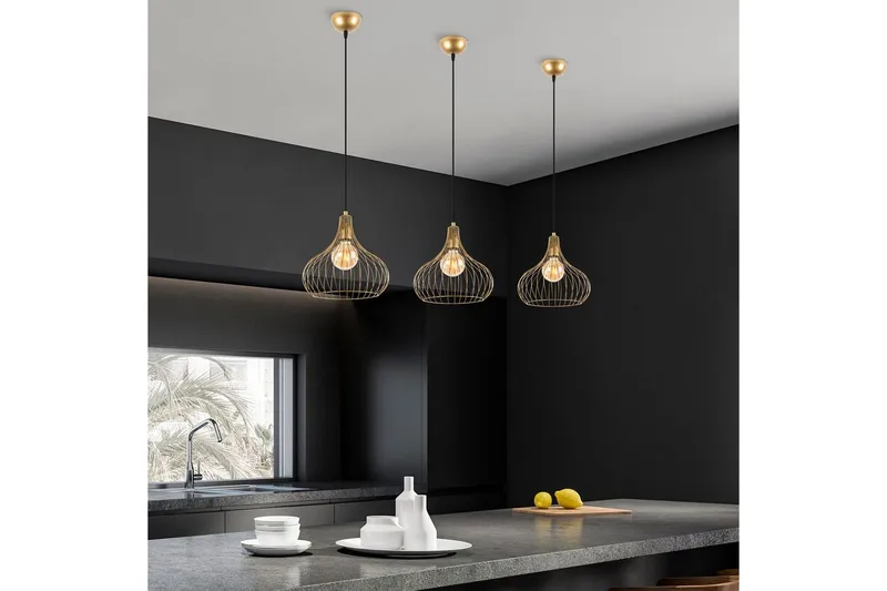 Taklampe Kiron Skinnende Gull - Skinnende Gull - Belysning - Innendørsbelysning & Lamper - Vinduslampe