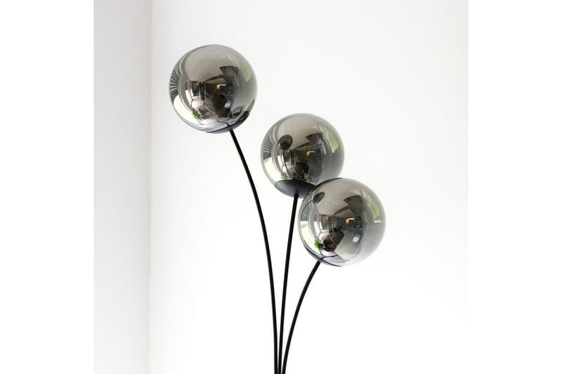 Widow Just Light Gulvlampe - Belysning - Innendørsbelysning & Lamper - Gulvlampe