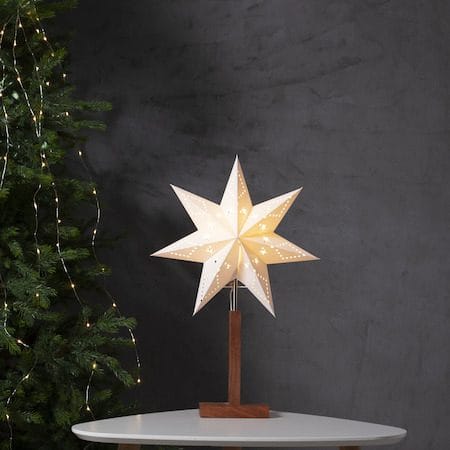 Karo Stjerne på fot 34 cm - Hvit og akasie - Belysning - Julebelysning - Julelys