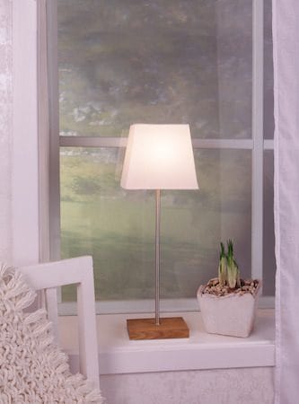 Leo fot, skjerm og stjerne 43 cm - hvit/eik - Belysning - Julebelysning - Julelys