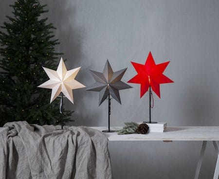 Mixa stjerne på fot 50 cm - hvit med svart fot - Belysning - Julebelysning - Julelys