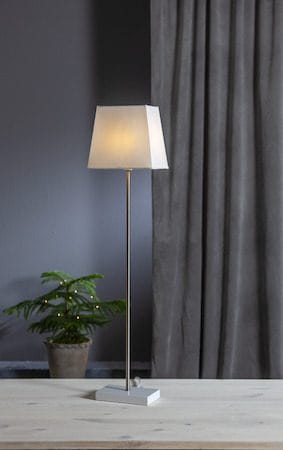 Moa fot, skjerm og stjerne 82 cm - hvit - Belysning - Julebelysning - Julelys