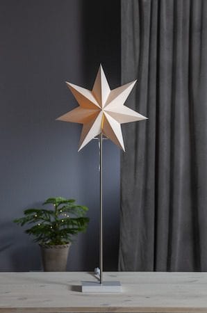 Moa fot, skjerm og stjerne 82 cm - hvit - Belysning - Julebelysning - Julelys
