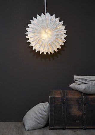Snow Papirstjerne 50 cm - hvit med gullprikker - Belysning - Julebelysning - Julelys