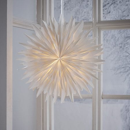 Winter Papirstjerne 60 cm - Hvit med gullprikker - Belysning - Julebelysning - Julelys