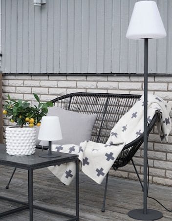Kreta bordlampe 16 cm - hvit og svart - Belysning - Utendørsbelysning - Bordlampe utendørs