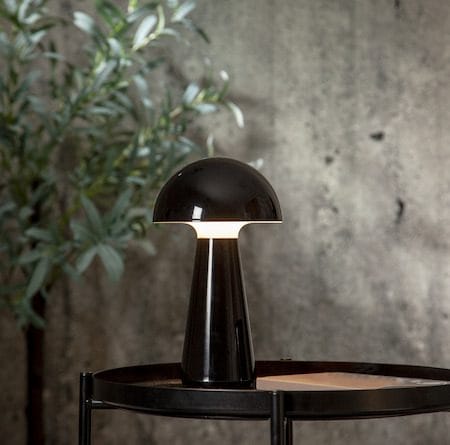 Mushroom Bordlampe 16 cm - blank svart - Belysning - Utendørsbelysning - Bordlampe utendørs
