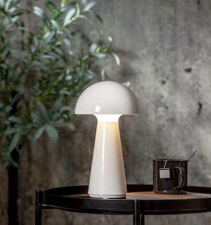 Mushroom Bordlampe 16 cm - hvit - Belysning - Utendørsbelysning - Bordlampe utendørs