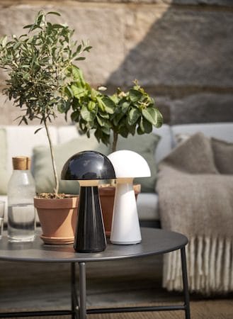 Mushroom Bordlampe 16 cm - hvit - Belysning - Utendørsbelysning - Bordlampe utendørs