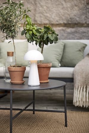 Mushroom Bordlampe 16 cm - hvit - Belysning - Utendørsbelysning - Bordlampe utendørs