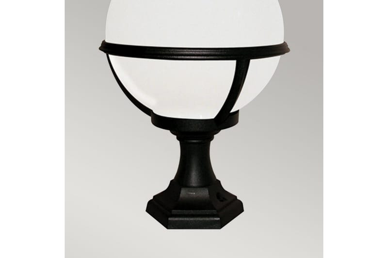 Sokkellykt Elstead Lighting Glenbeigh - Belysning - Utendørsbelysning - Stolpelykt & portlykt
